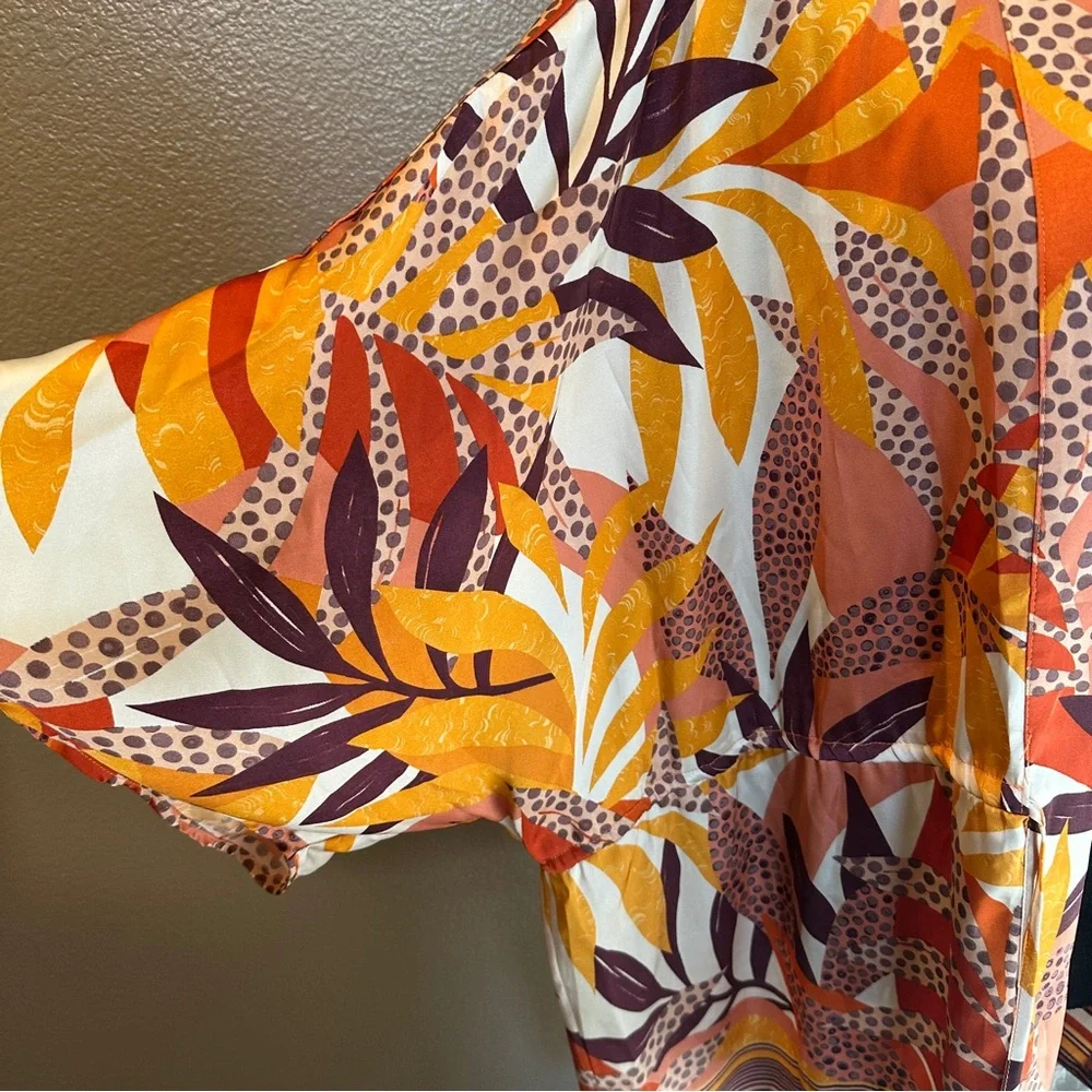 DR2 Multi-Color Abstract Floral Kimono - Picture 3 of 8